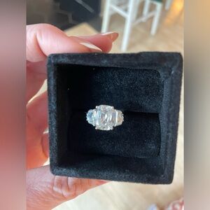 Elegant Silver Diamond Ring